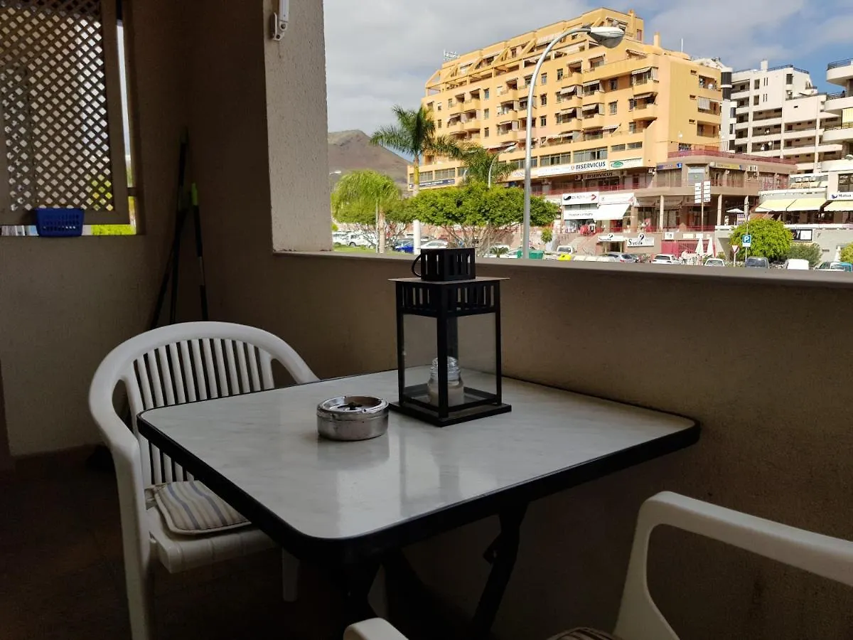 Apartments In Los Cristianos Centre  ロスクリスティアーノス